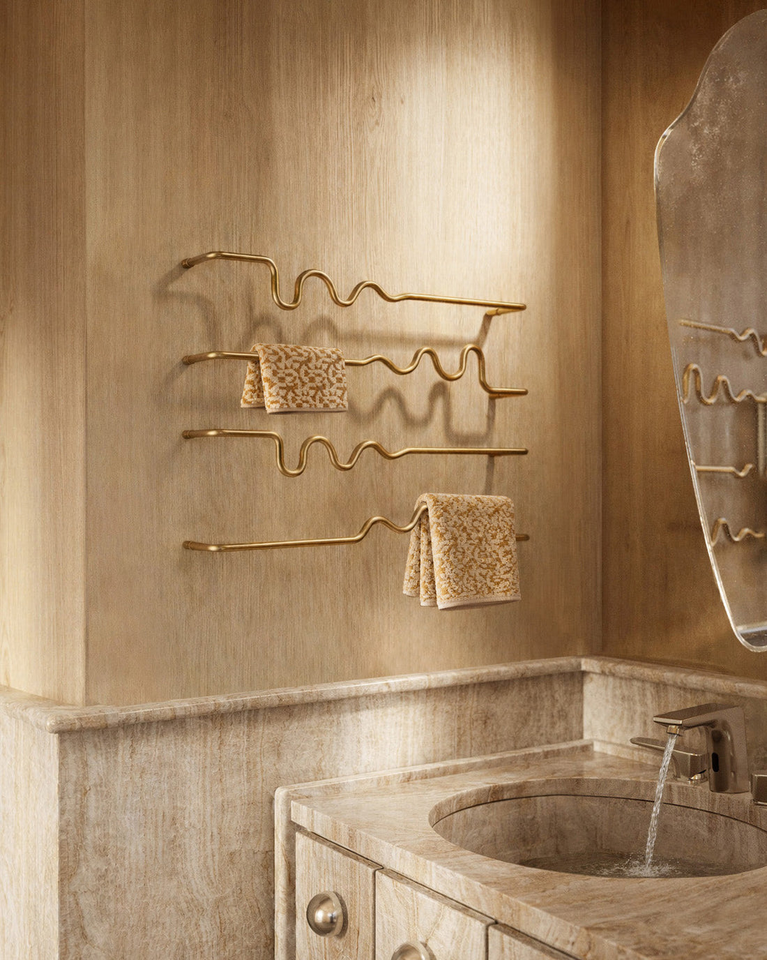 Space Saving Mini Essentials That Still Looks Luxury