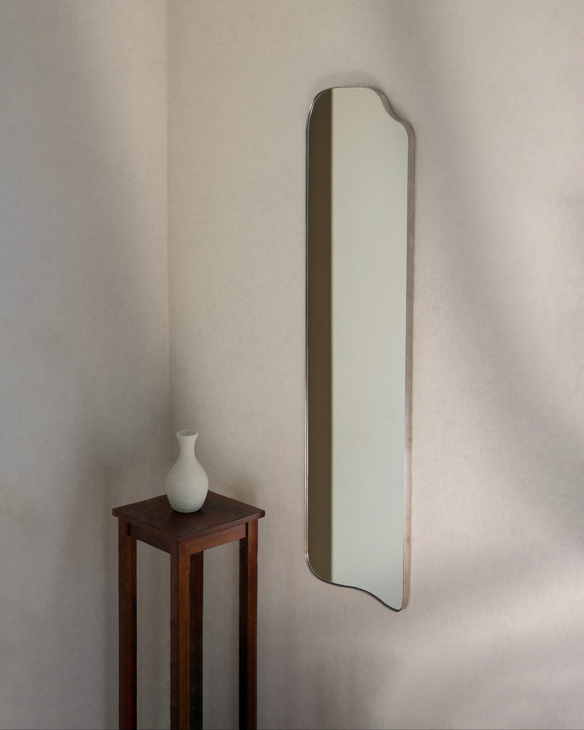 Brody Thin Mirror