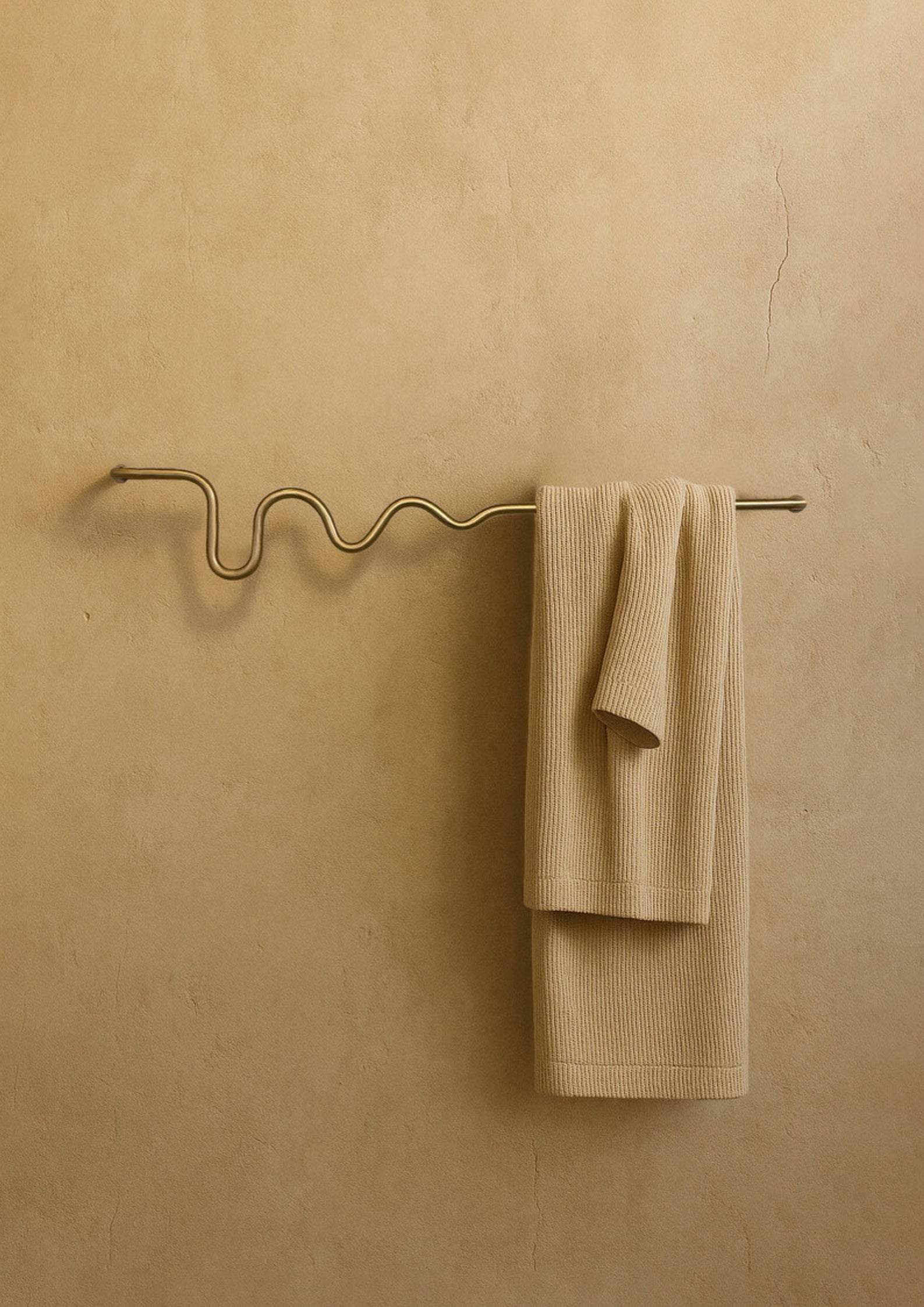 Glenn Towel Bar