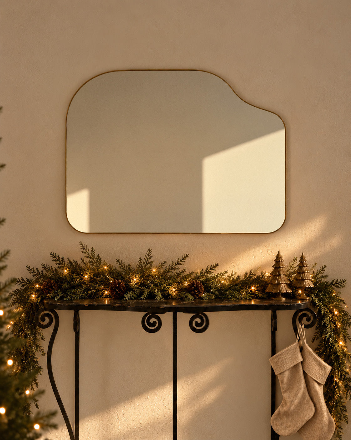 Manny Mantel Mirror